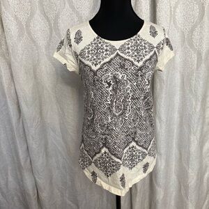 Lucky Brand Cream and Black Short Sleeve Top